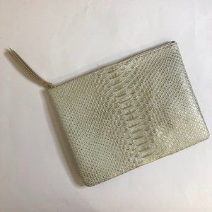 NWOT! Stella & Dot Gold & Cream Alligator Clutch